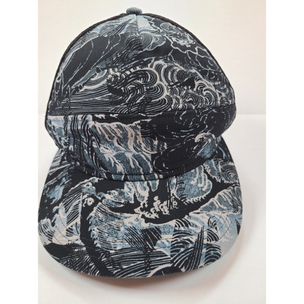 Lululemon Graphic Trucker Hat Black White Blue Waves Mesh Snapback Adjustable